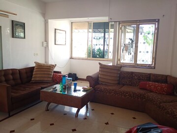 Living Room in 3 BHK Apartment at Jb Nagar – for Rent