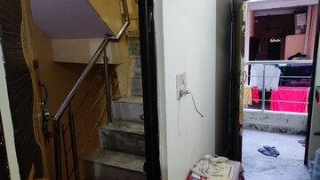 1 BHK Independent House – Entrance View at Shastri Nagar - for Rent