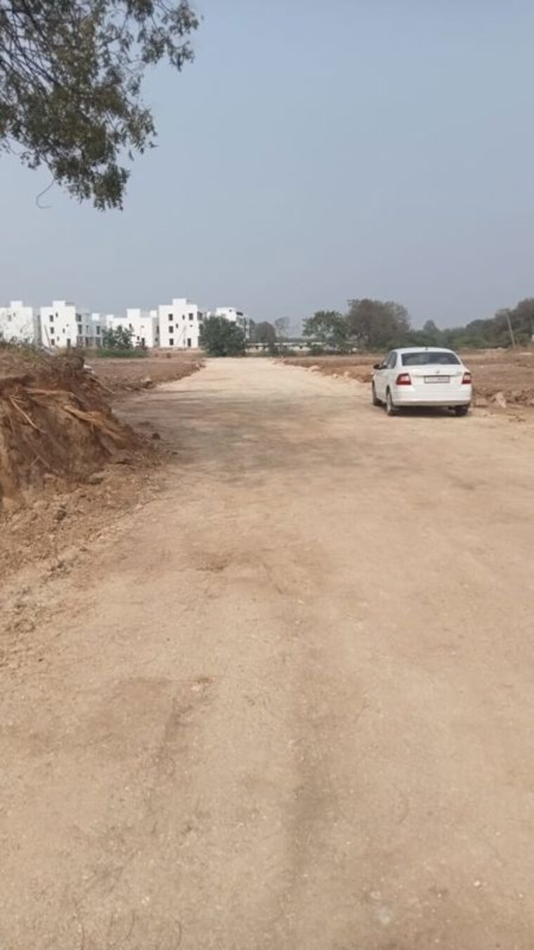  Parking, patancheru 3 Bedroom 1800 Sq.Ft. Villa In Patancheru Hyderabad 10020804