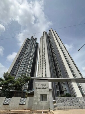 2 BHK Apartment For Rent in Sunteck City Avenue 4, Goregaon West