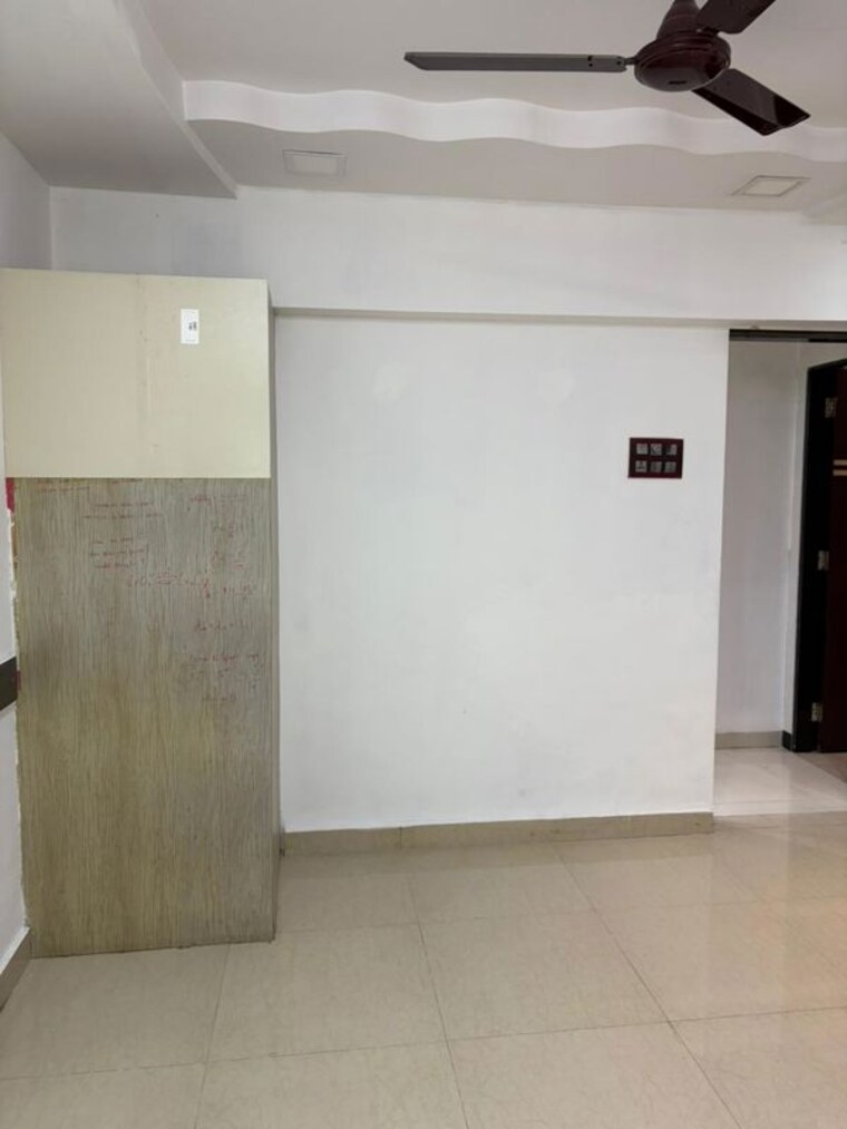 Room, raunak-unnathi-gardens 3 Bedroom 1050 Sq.Ft. Apartment In Pokhran Road No One Thane 10027281