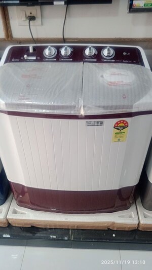 Furnished Amenities in 1 RK Builder Floor at Maple Heights, Sector 43 – for Rent