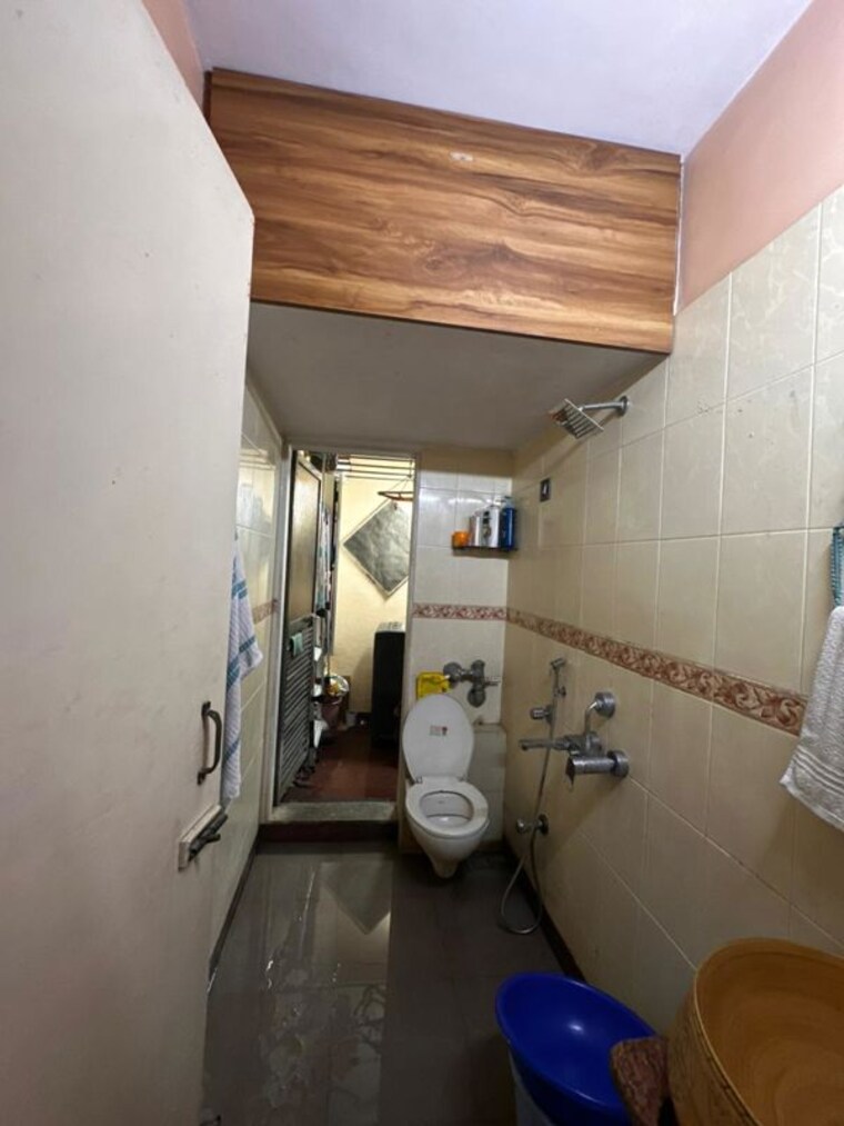 Attached Bathroom, mulund east 1 Bedroom 475 Sq.Ft. Apartment In Mulund East Mumbai 10007811