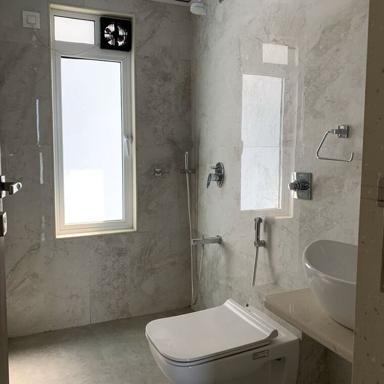 Bathroom, shraddha-elite 3 Bedroom 880 Sq.Ft. Apartment In Poisar Mumbai 10027299