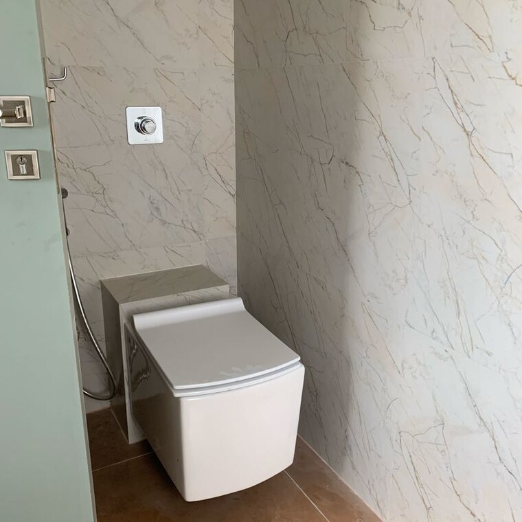 Bathroom, shraddha-elite 3 Bedroom 880 Sq.Ft. Apartment In Poisar Mumbai 10027299