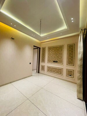 Room in 4 BHK Independent House at Sector 124 – for Sale