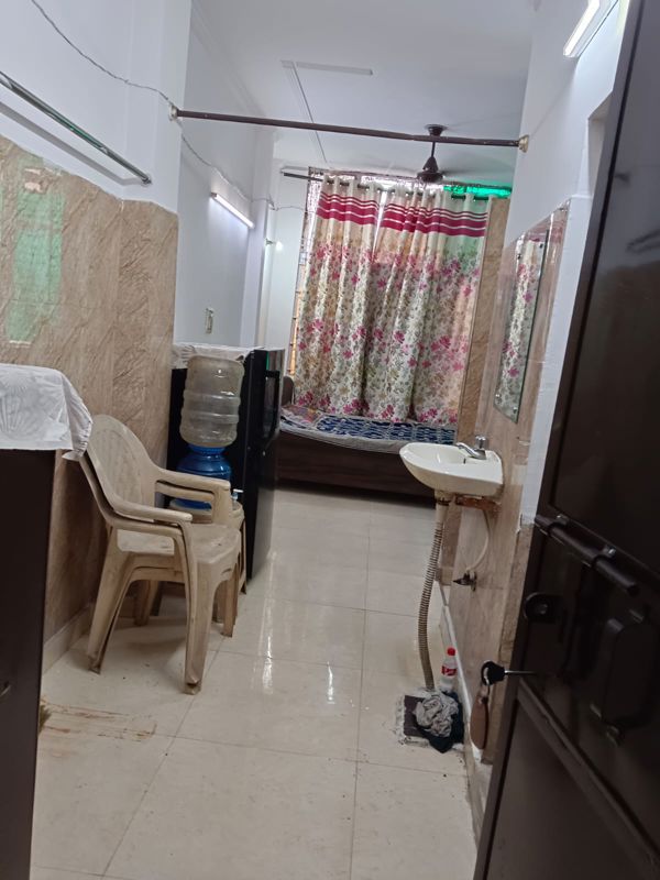 1 RkBuilder Floor For Rent in Lajpat Nagar 4