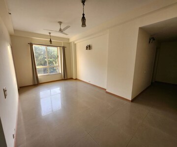Room in 3 BHK Apartment at Bestech Park View Altura, Sector 79 – for Sale