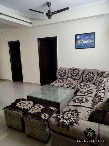 Living Room in 2.5 BHK Apartment at Mahagun Mywoods, Sector 16c Greater Noida – for Rent