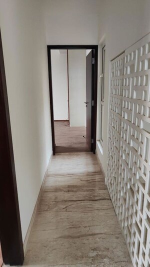 Building Lobby in 3 BHK Apartment at M3M Latitude, Sector 65 – for Rent