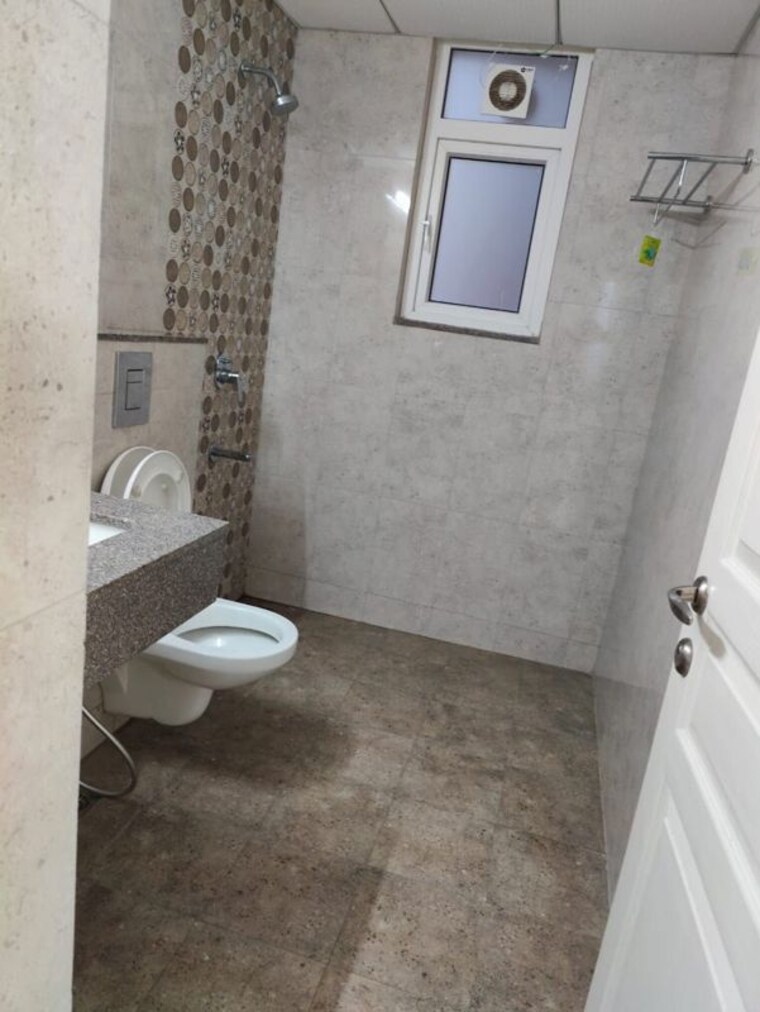 Bathroom, m3m-latitude 3 Bedroom 2380 Sq.Ft. Apartment In Sector 65 Gurgaon 10027370