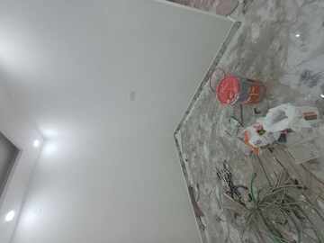 Furnished Amenities in 3.5 BHK Independent House at Palla – for Sale