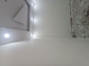 Room in 3.5 BHK Independent House at Palla – for Sale