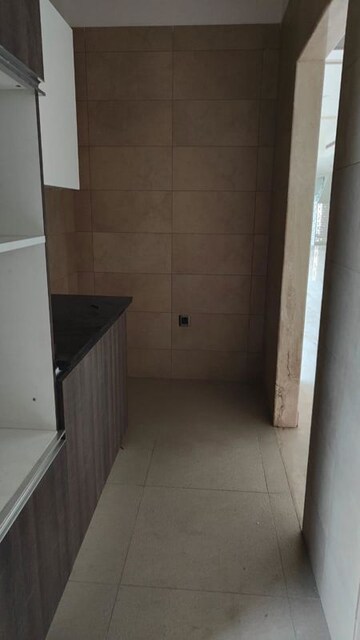 Bathroom in 5 BHK Apartment at Mahindra Luminare, Sector 59 – for Rent