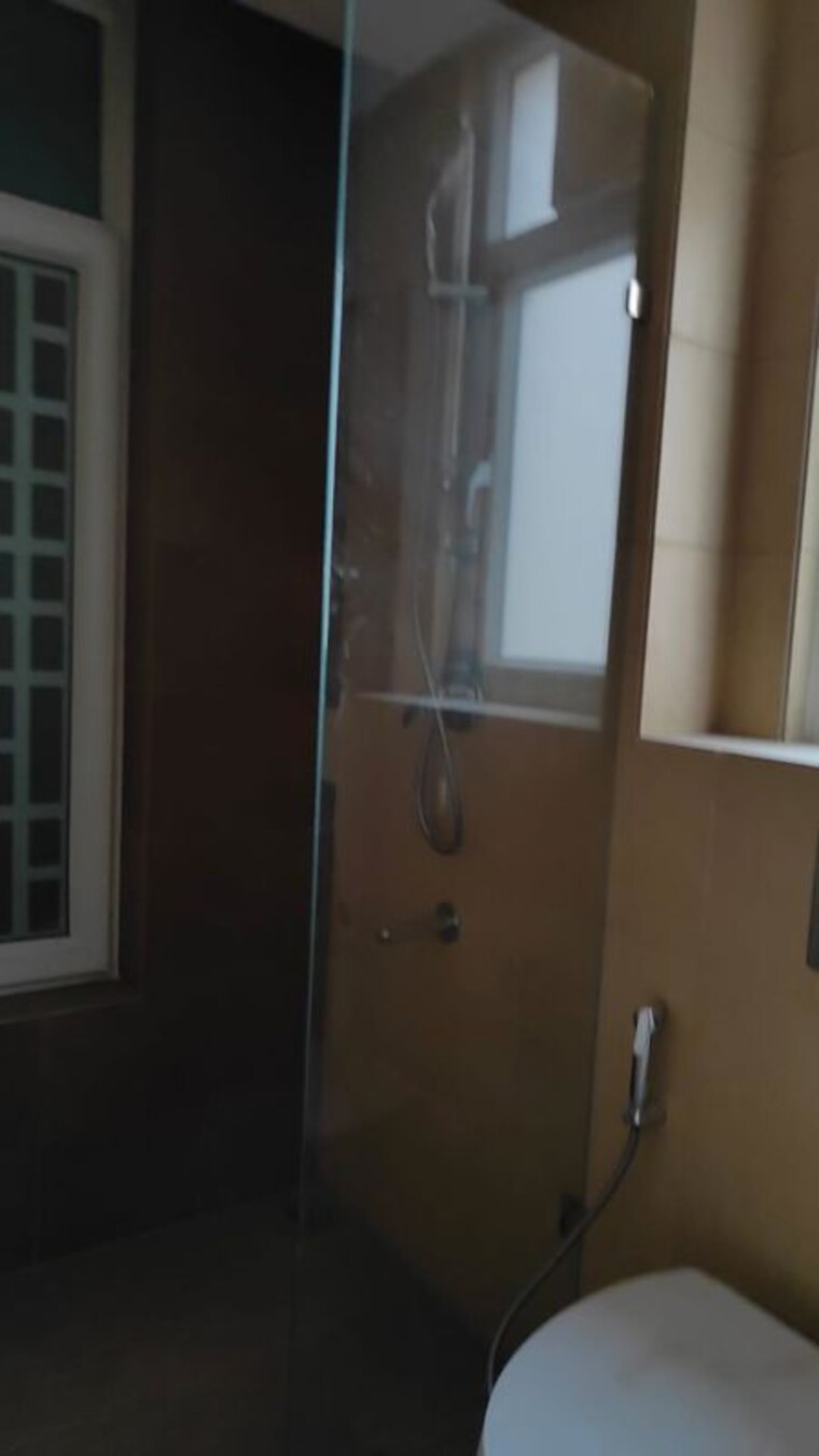 Bathroom, mahindra-luminare 5 Bedroom 5600 Sq.Ft. Apartment In Sector 59 Gurgaon 10027388