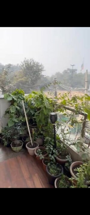 3 BHK Apartment – Map Location View at East Of Kailash - for Sale