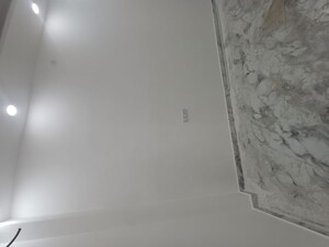 Room in 2.5 BHK Independent House at Palla – for Sale