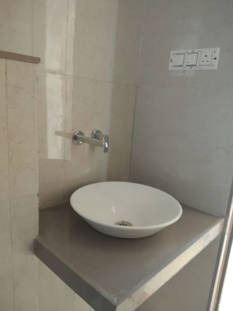 Bathroom, mohammadwadi 4 Bedroom 1550 Sq.Ft. Apartment In Mohammadwadi Pune 10011416
