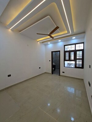 Room in 2 BHK Builder Floor at Ashoka Enclave 3, Sector 35 – for Rent