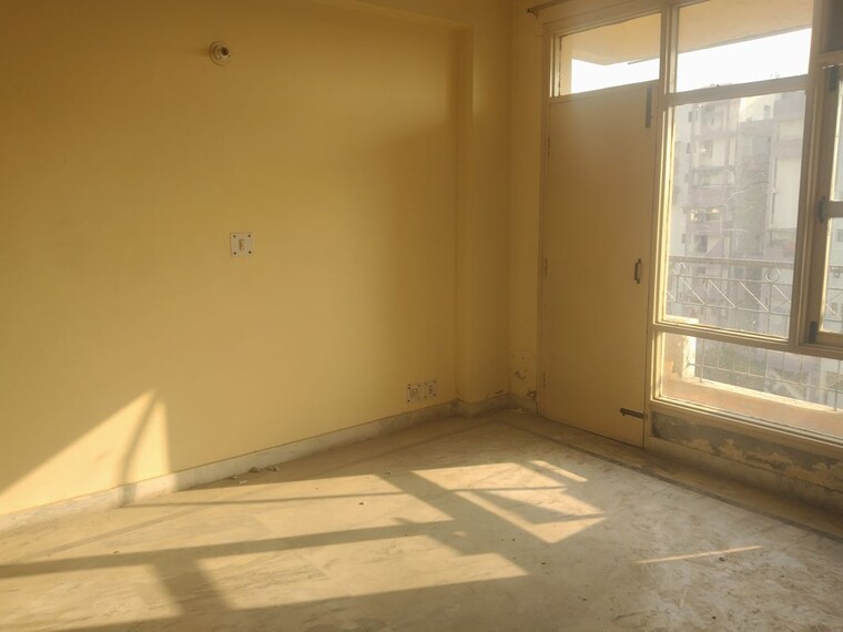 Room, sector 21c 2 Bedroom 950 Sq.Ft. Apartment In Sector 21c Faridabad 10027430