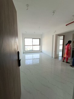 2 BHK Apartment For Rent in Goregaon West