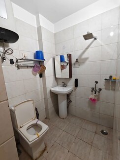 3 BHK Apartment For Rent in Gaur City 7th Avenue