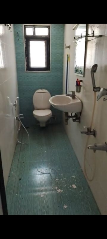 Bathroom in 1 BHK Apartment at Ghatkopar West – for Rent