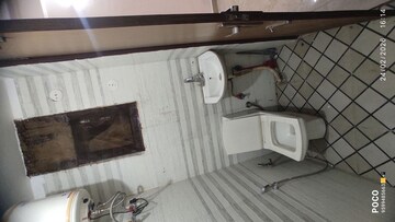 Master Bedroom in 1 BHK Builder Floor at Mehrauli – for Rent