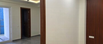 Room in 3 BHK Builder Floor at Sector 39 – for Sale