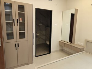 Room in 2.5 BHK Apartment at My Home Sayuk, Tellapur – for Rent