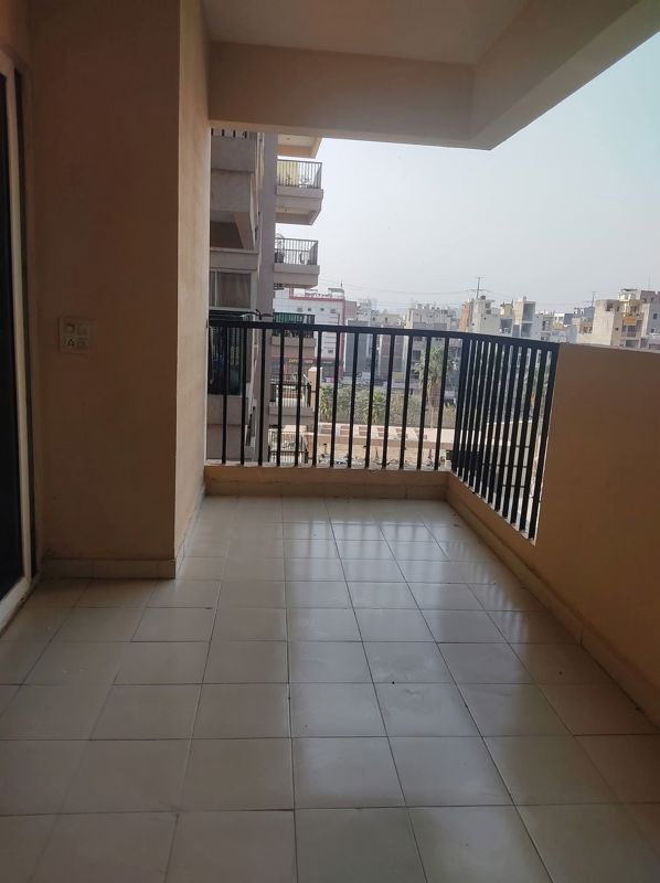 2 BHK Apartment For Rent in Gaur City 6th Avenue