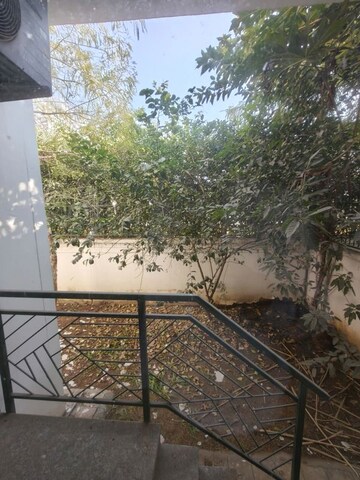 Balcony in 2.5 BHK Builder Floor at Central Park Flower Valley, Sohna Sector 33 – for Rent