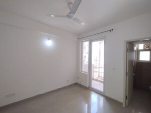 Room in 3 BHK Builder Floor at South City 1 – for Sale