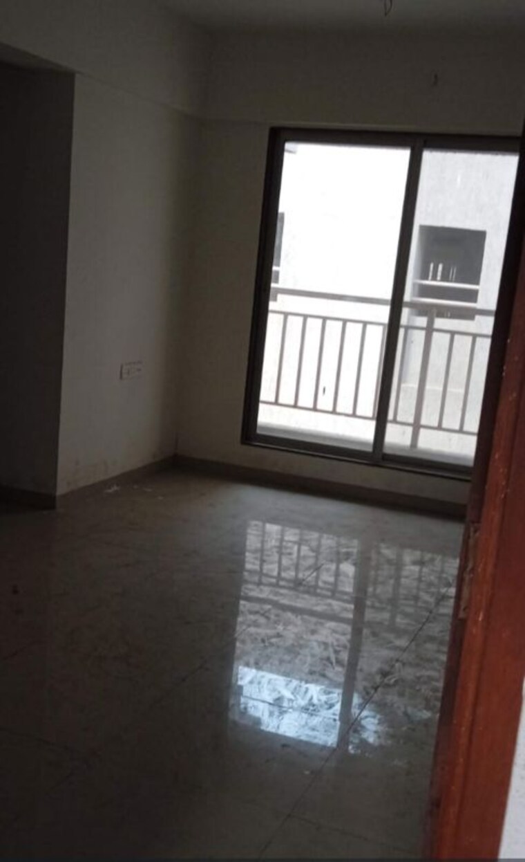 Room, kohinoor-chs 1.5 Bedroom 600 Sq.Ft. Apartment In Sector 8 Sanpada Navi Mumbai 10027526