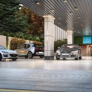 Gym in 4 BHK Apartment at Juhu – for Sale