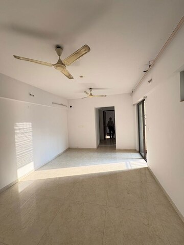 1 BHK Apartment For Rent in Lodha Lakeshore Greens, Dombivli East
