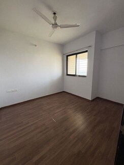1 BHK + Pooja Room Apartment For Rent in Lodha Palava City Lakeshore Greens