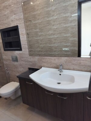 Bathroom in 3 BHK Builder Floor at Dlf Phase iv – for Rent