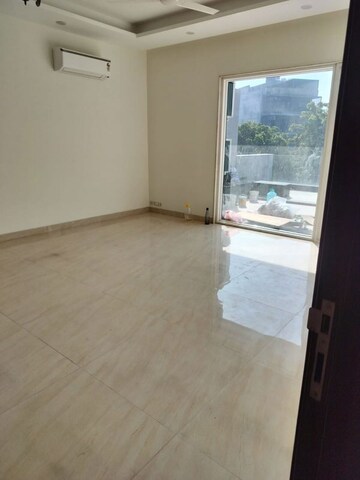 3 BHK Builder Floor For Rent in Dlf Phase iv