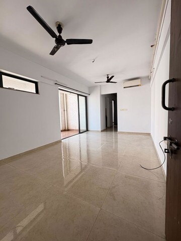 Room in 2 BHK Apartment at Lodha Palava City Lakeshore Greens, Dombivli East – for Rent