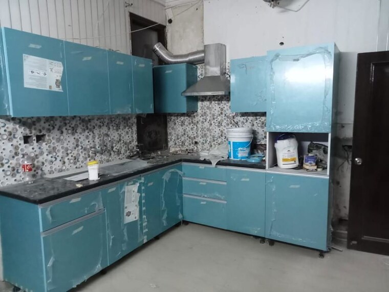 Kitchen, south city 1 6+ Bedroom 3000 Sq.Ft. Independent House In South City 1 Gurgaon 10027577