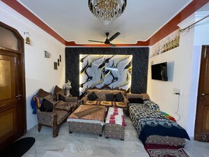 Living Room in 3 BHK Builder Floor at Panchsheel Vihar – for Rent