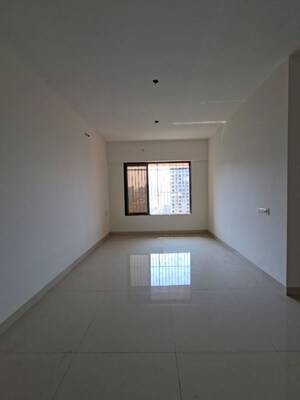 Room in 1 BHK Apartment at MS Shila Bina CHS, Borivali West – for Rent