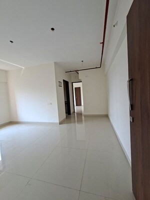 Room in 1 BHK Apartment at MS Shila Bina CHS, Borivali West – for Rent