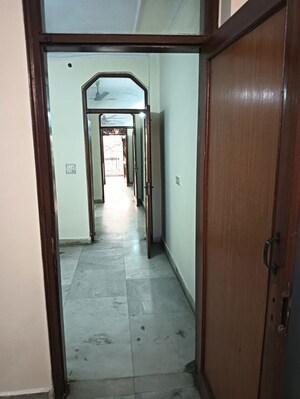 2 BHK Builder Floor For Rent in Lajpat Nagar I