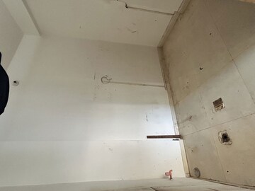 Team Area in  Shop at Kandivali West – for Rent