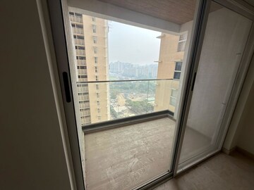 Room in 2 BHK Apartment at Lodha Bella Vita, Nibm Road – for Rent