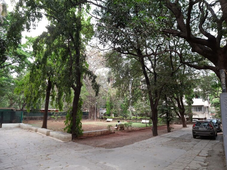 Garden, sarala-apartments-model-colony 4 Bedroom 2500 Sq.Ft. Apartment In Model Colony Pune 10027734