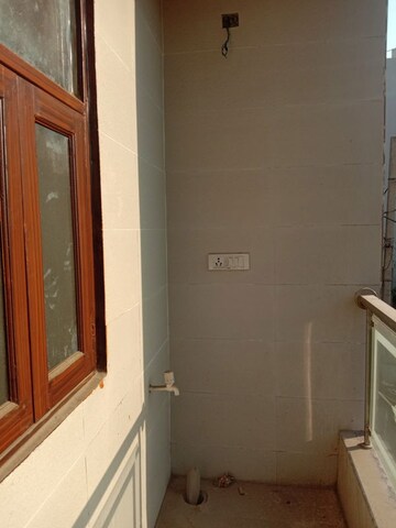 Furnished Amenities in 2 BHK Independent House at Nawada – for Sale