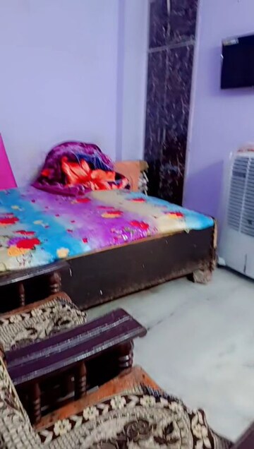 Bedroom in 1 BHK Builder Floor at Shalimar Garden Extension I – for Sale